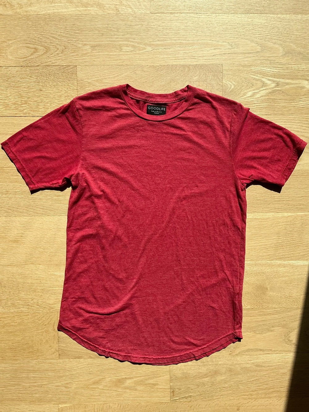 Goodlife Triblend Scallop Short Sleeve T-Shirt Heather Red Men’s Size Medium